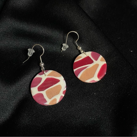 Blue Willow Boutique Earrings - Picture 3 of 3